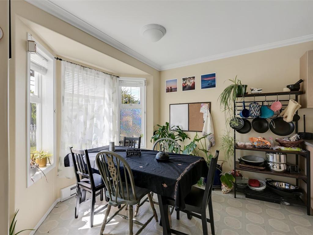 









1168


Caledonia

Ave,
Victoria,




BC
V8T 1G1

