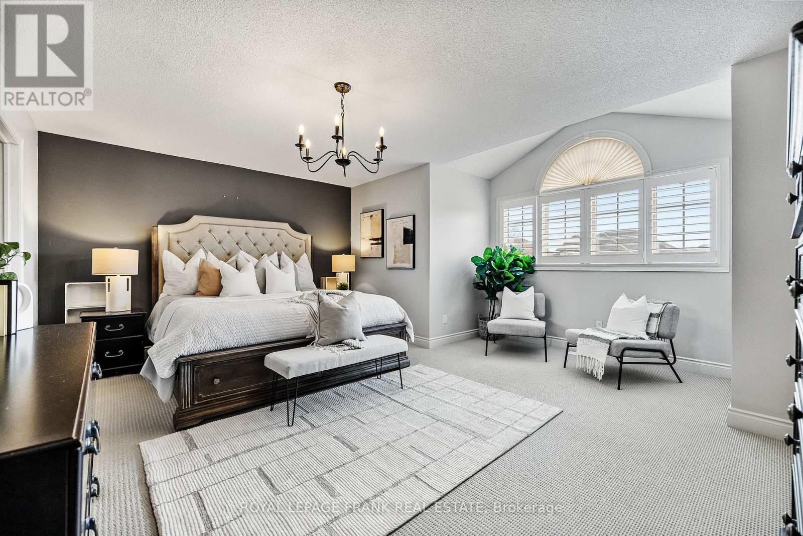 












2262 PINDAR CRESCENT

,
Oshawa (Kedron),




Ontario
L1L0C6


