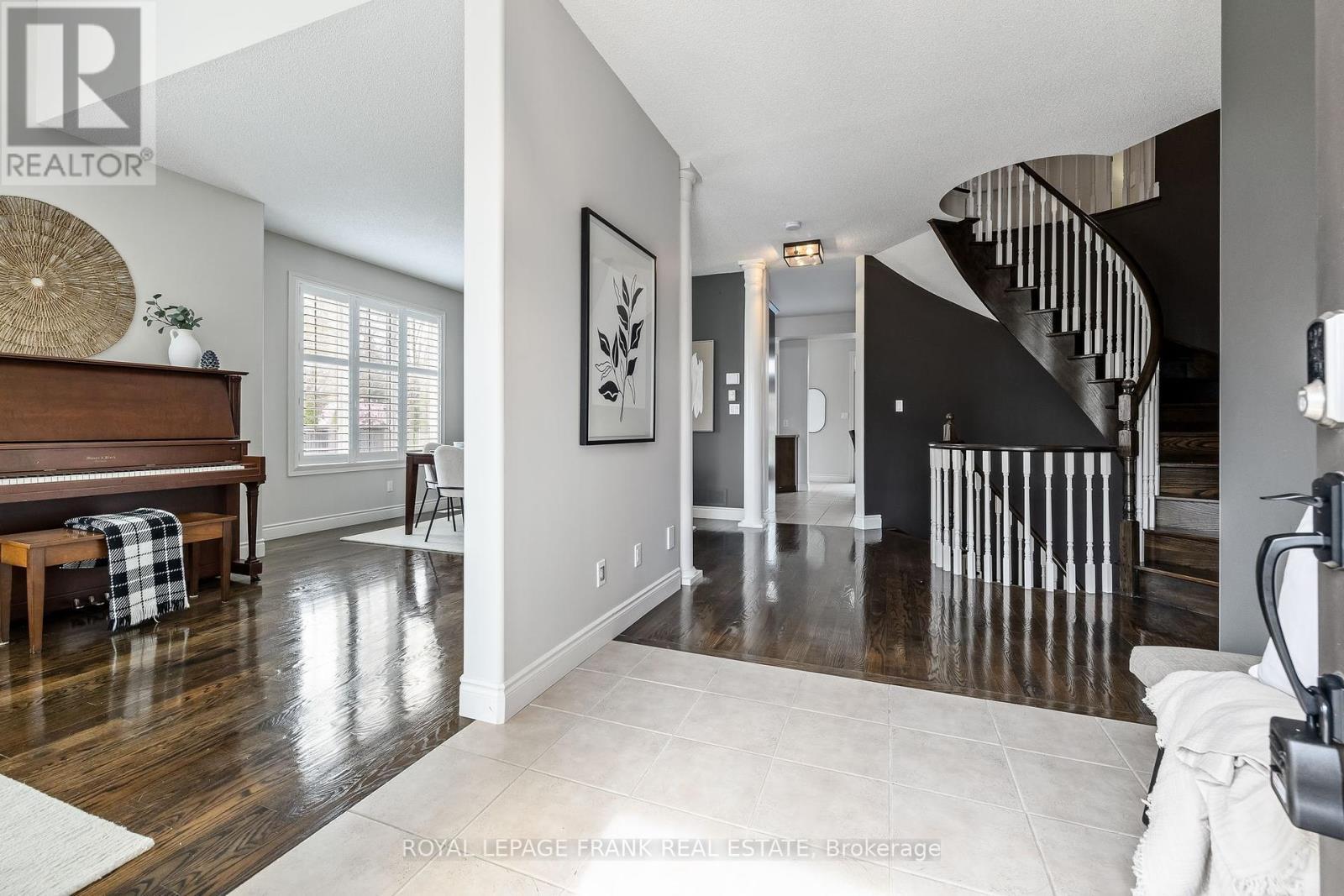 












2262 PINDAR CRESCENT

,
Oshawa (Kedron),




Ontario
L1L0C6

