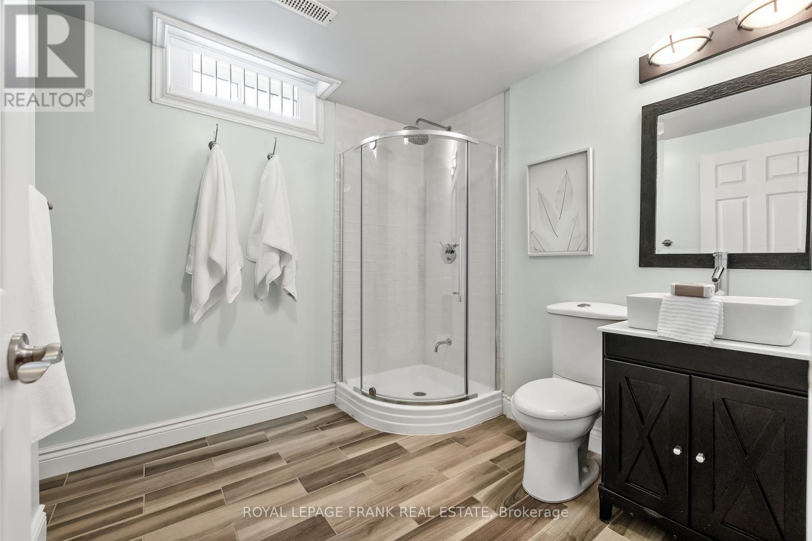 












2262 PINDAR CRESCENT

,
Oshawa (Kedron),




Ontario
L1L0C6


