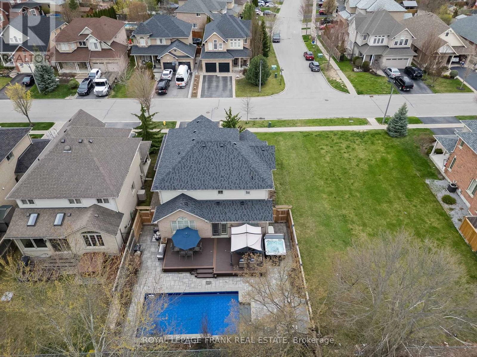 












2262 PINDAR CRESCENT

,
Oshawa (Kedron),




Ontario
L1L0C6

