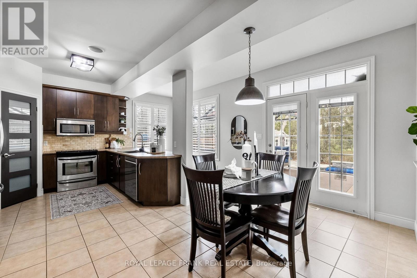












2262 PINDAR CRESCENT

,
Oshawa (Kedron),




Ontario
L1L0C6

