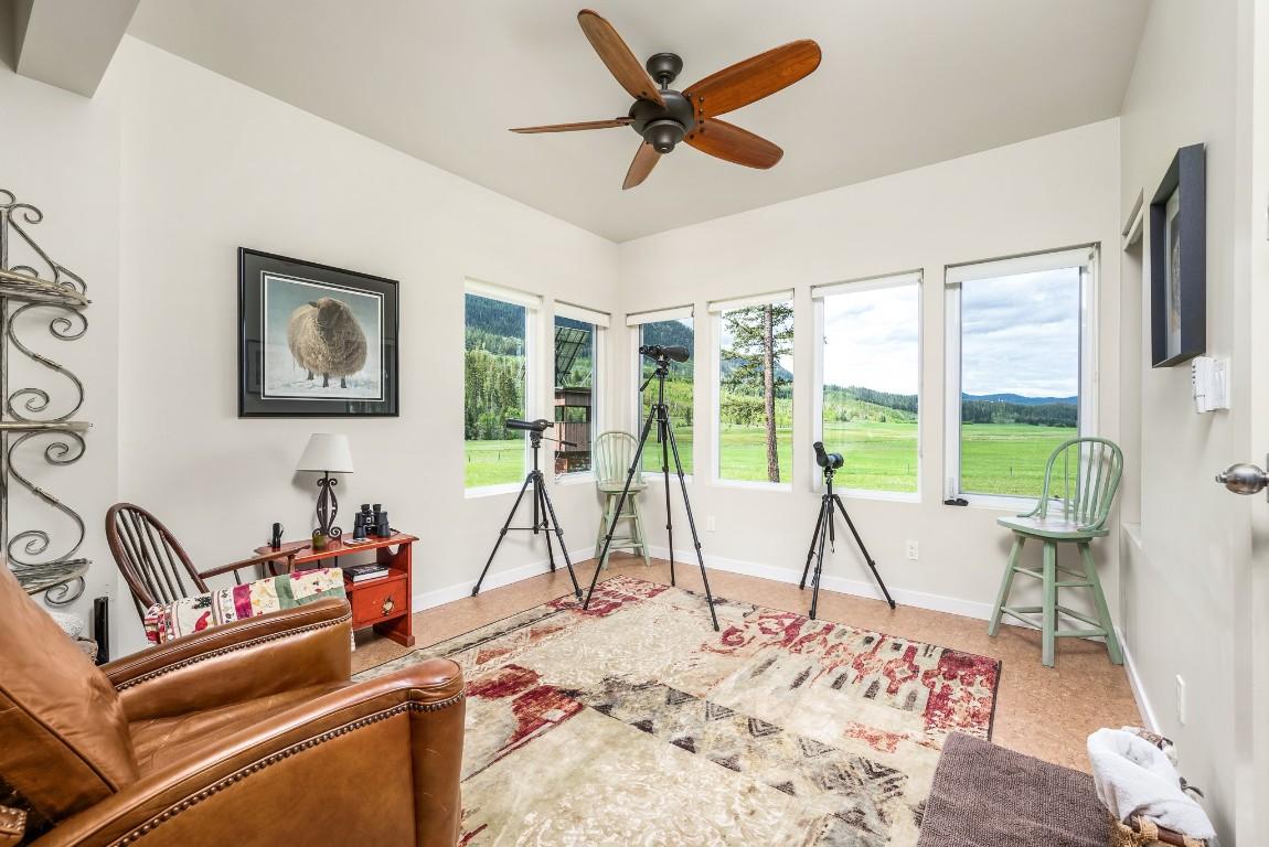 









4


Hollingsworth

Road,
Cherryville,




BC
V0E 2G3

