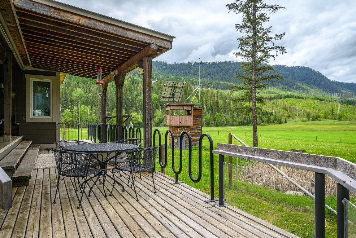 









4


Hollingsworth

Road,
Cherryville,




BC
V0E 2G3

