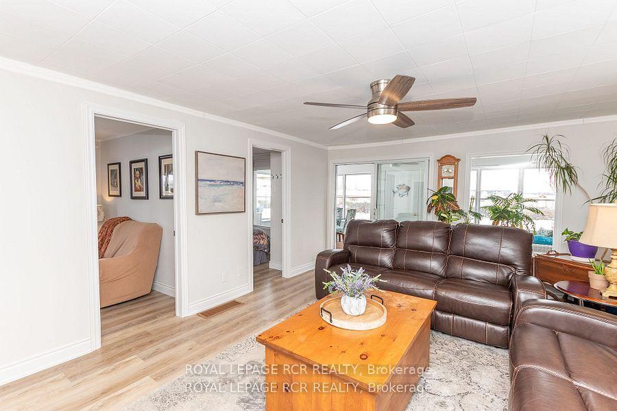 









1526


Houston

Avenue,
Innisfil,




ON
L9S 4M7

