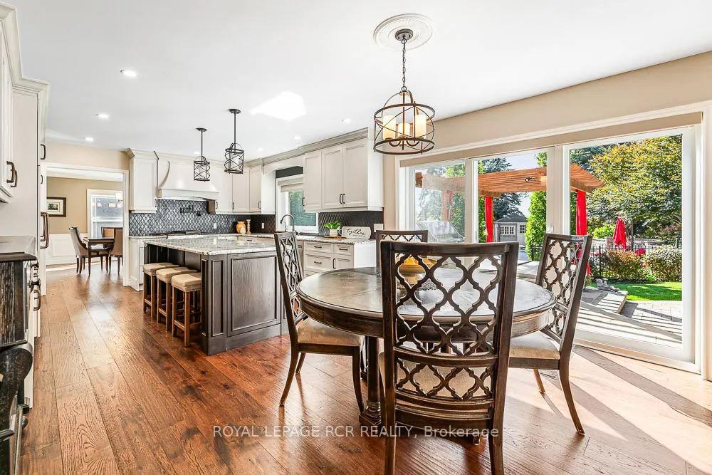 









17882


Horseshoe Hill

Road,
Caledon,




ON
L7K 2B1


