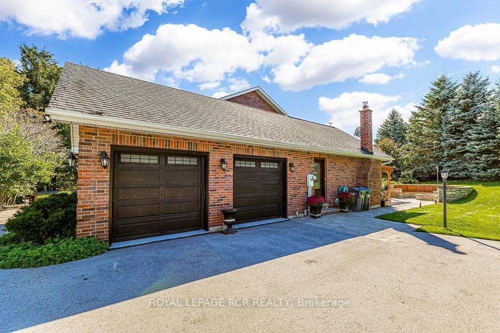 









17882


Horseshoe Hill

Road,
Caledon,




ON
L7K 2B1

