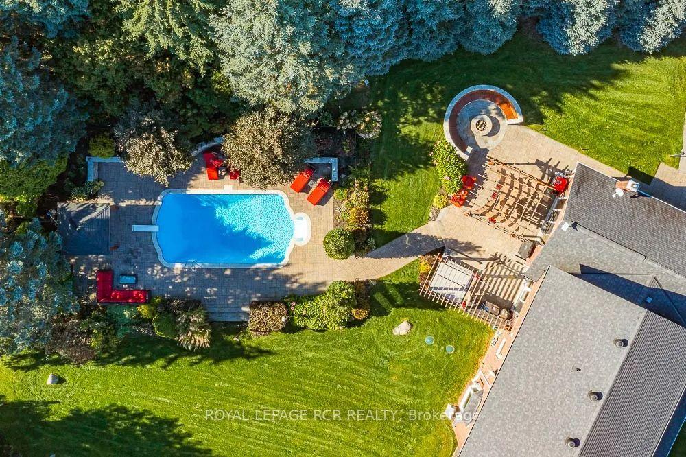 









17882


Horseshoe Hill

Road,
Caledon,




ON
L7K 2B1

