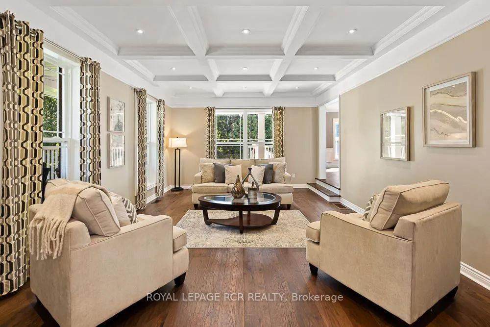 









17882


Horseshoe Hill

Road,
Caledon,




ON
L7K 2B1

