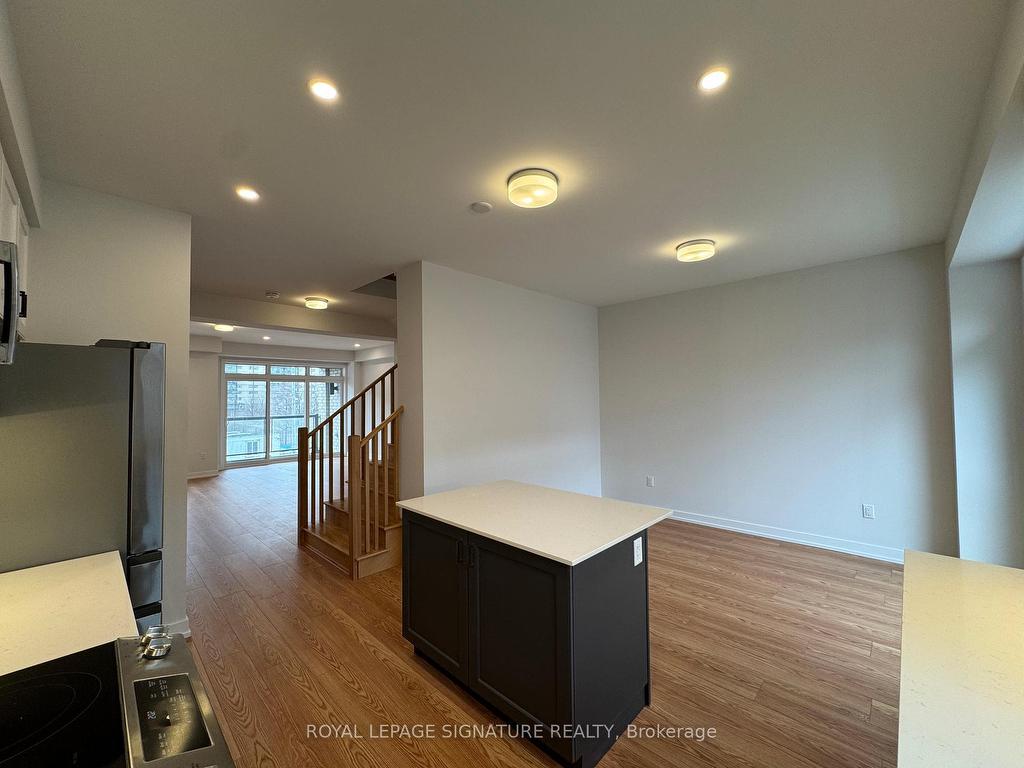 









164


Danielle Moore

Circle,
Toronto,




ON
M1P 3S5

