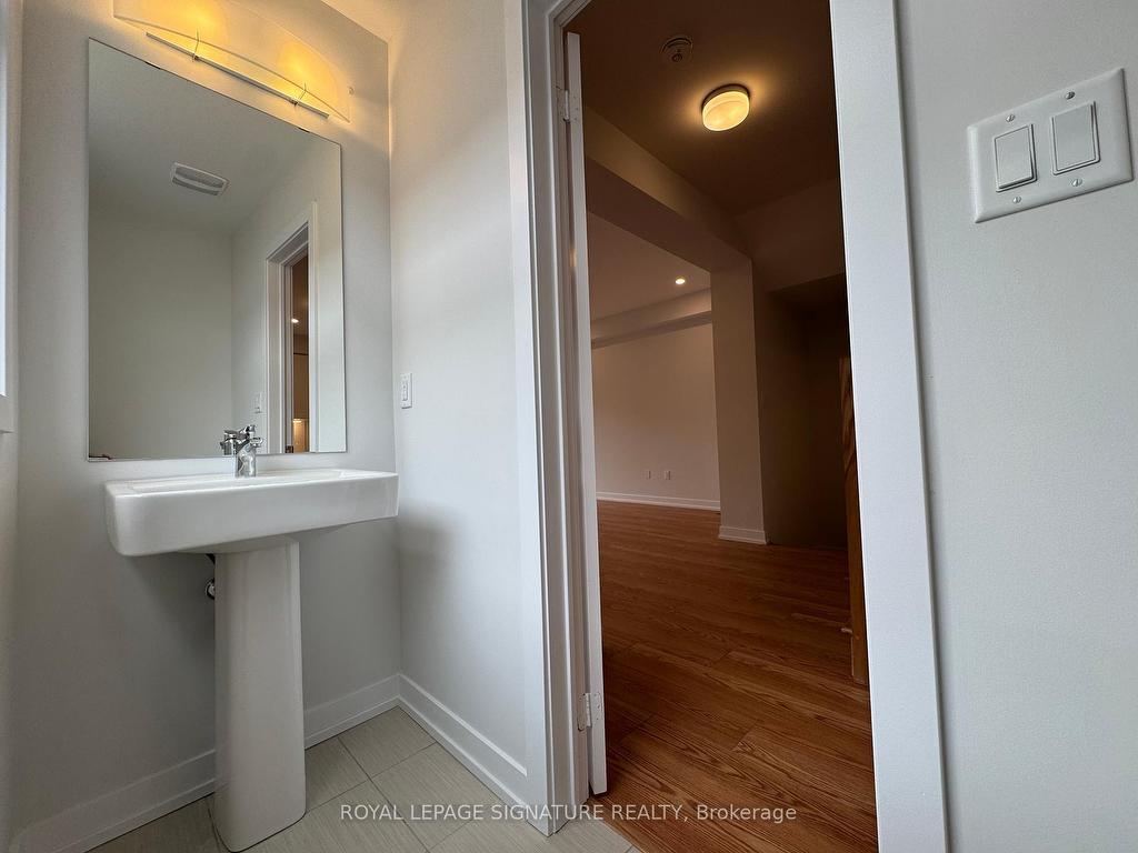 









164


Danielle Moore

Circle,
Toronto,




ON
M1P 3S5

