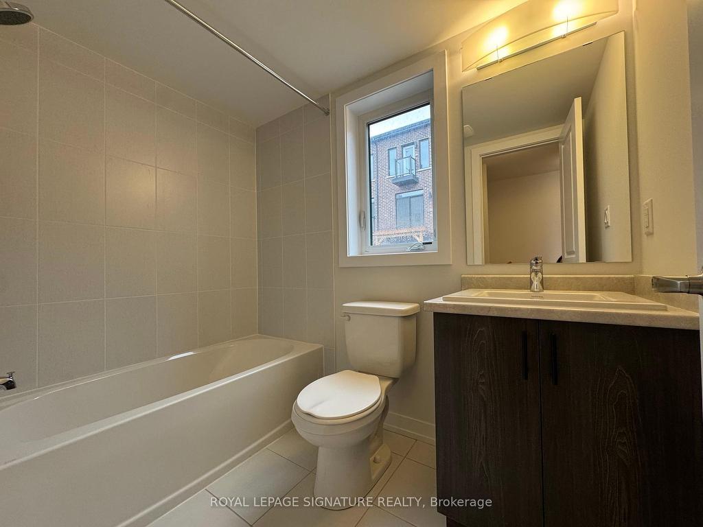 









164


Danielle Moore

Circle,
Toronto,




ON
M1P 3S5

