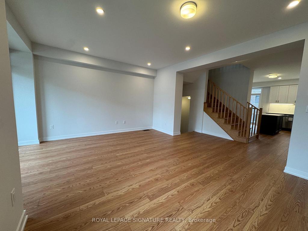 









164


Danielle Moore

Circle,
Toronto,




ON
M1P 3S5

