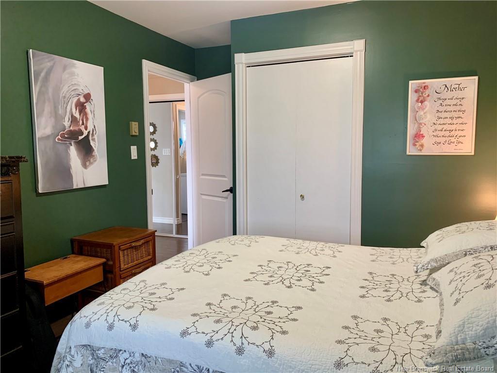 









4


Pine

,
Campbellton,




NB
E3N 3M5

