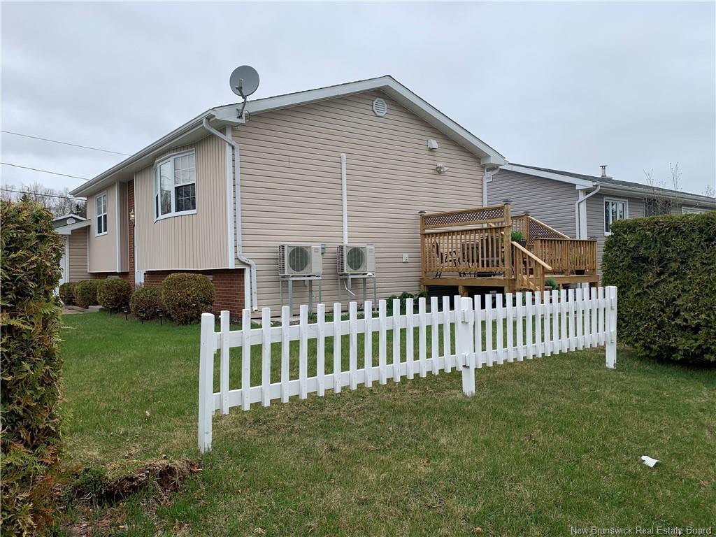 









4


Pine

,
Campbellton,




NB
E3N 3M5

