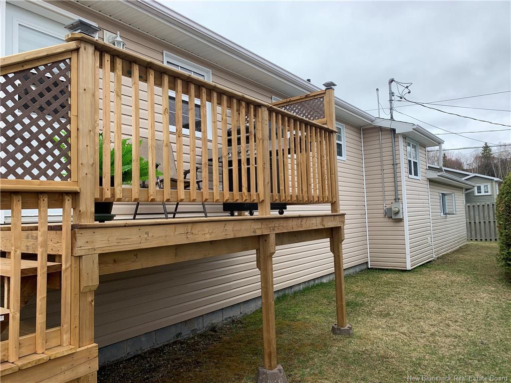 









4


Pine

,
Campbellton,




NB
E3N 3M5

