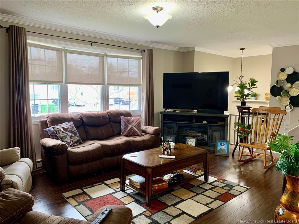 









4


Pine

,
Campbellton,




NB
E3N 3M5


