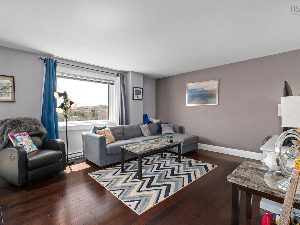 












822 45 Vimy

,
Halifax,




NS
B3M 4C5

