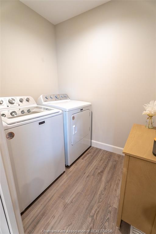 









17


Baffin

Way,
Chatham,




ON
N7L 0C4

