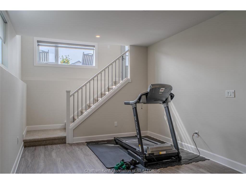 









17


Baffin

Way,
Chatham,




ON
N7L 0C4

