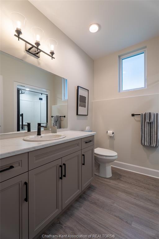 









17


Baffin

Way,
Chatham,




ON
N7L 0C4

