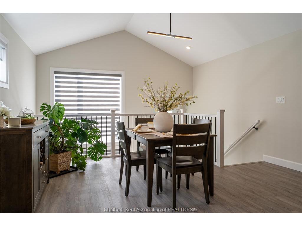 









17


Baffin

Way,
Chatham,




ON
N7L 0C4

