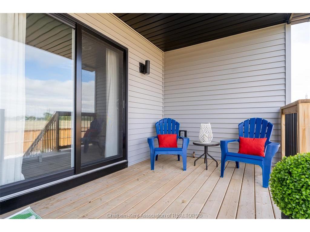 









17


Baffin

Way,
Chatham,




ON
N7L 0C4


