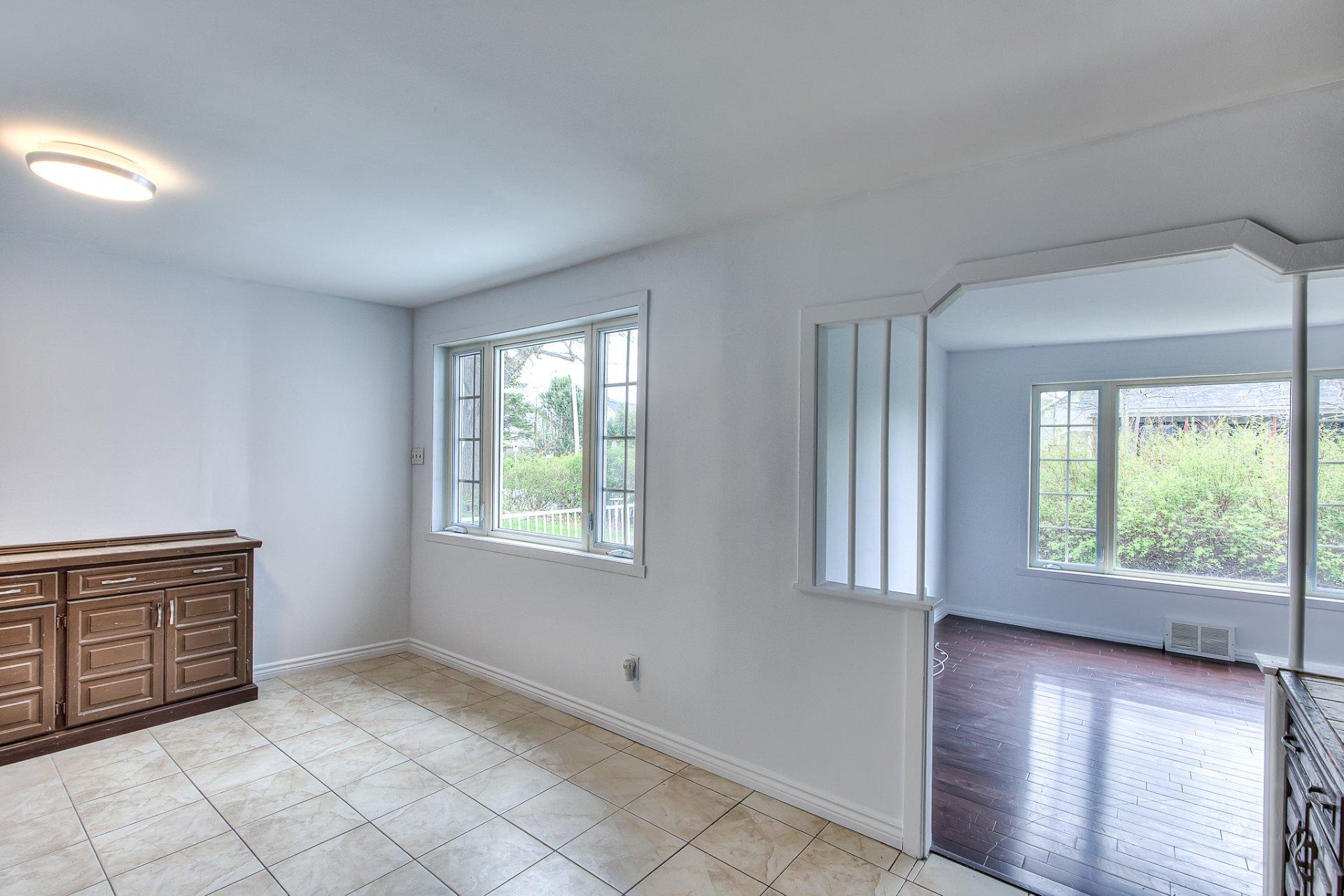 









23


Rue Bertrand

,
Sainte-Thérèse,




QC
J7E2Z5

