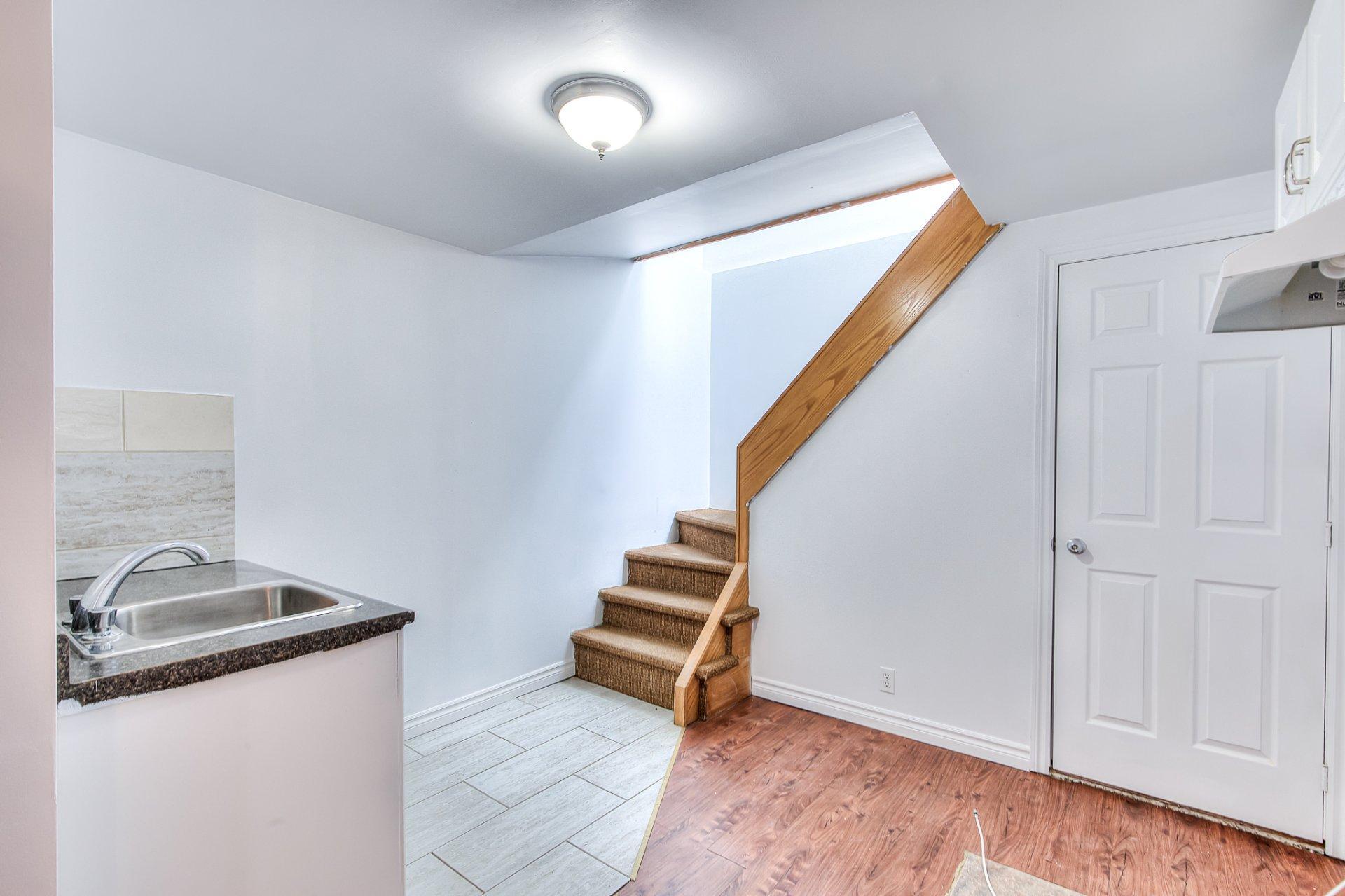 









23


Rue Bertrand

,
Sainte-Thérèse,




QC
J7E2Z5

