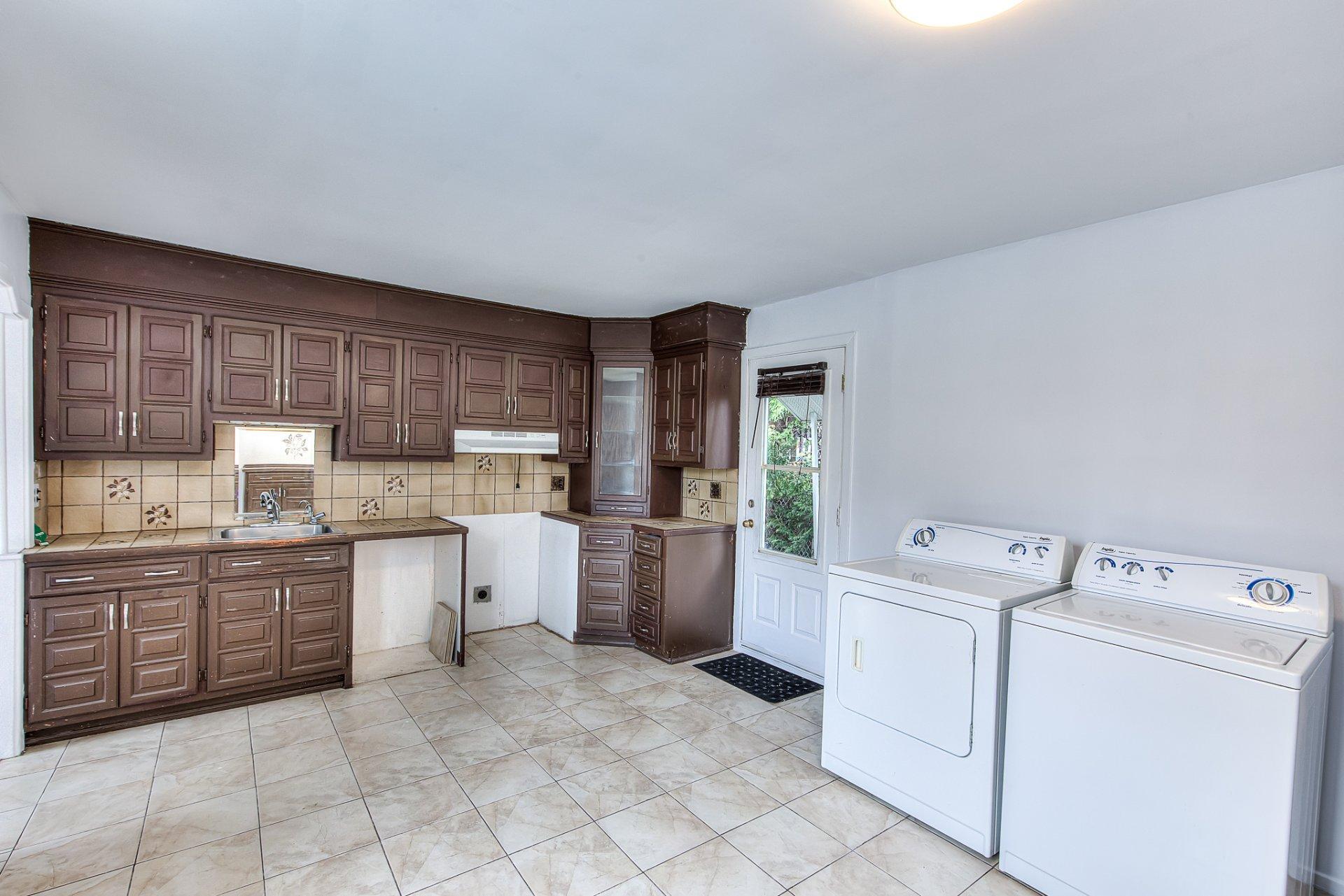 









23


Rue Bertrand

,
Sainte-Thérèse,




QC
J7E2Z5


