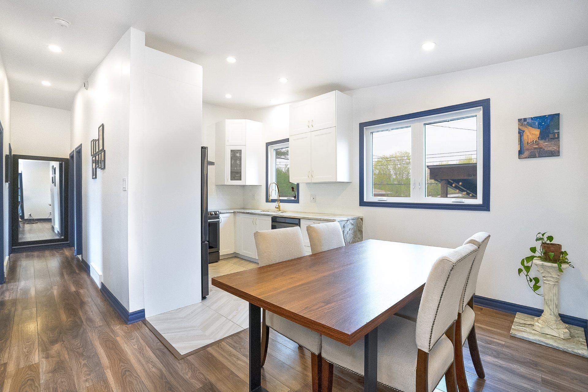 









12483


Rue Granger

,
Montréal (Pierrefonds-Roxboro),




QC
H8Z1V4

