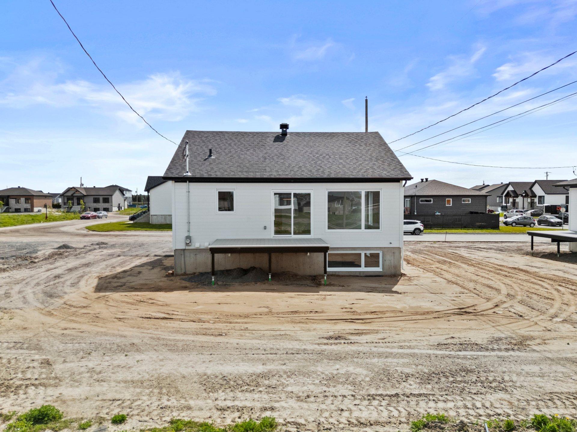 









1000


Rue du Reliquaire

,
Drummondville,




QC
J2B8Z7

