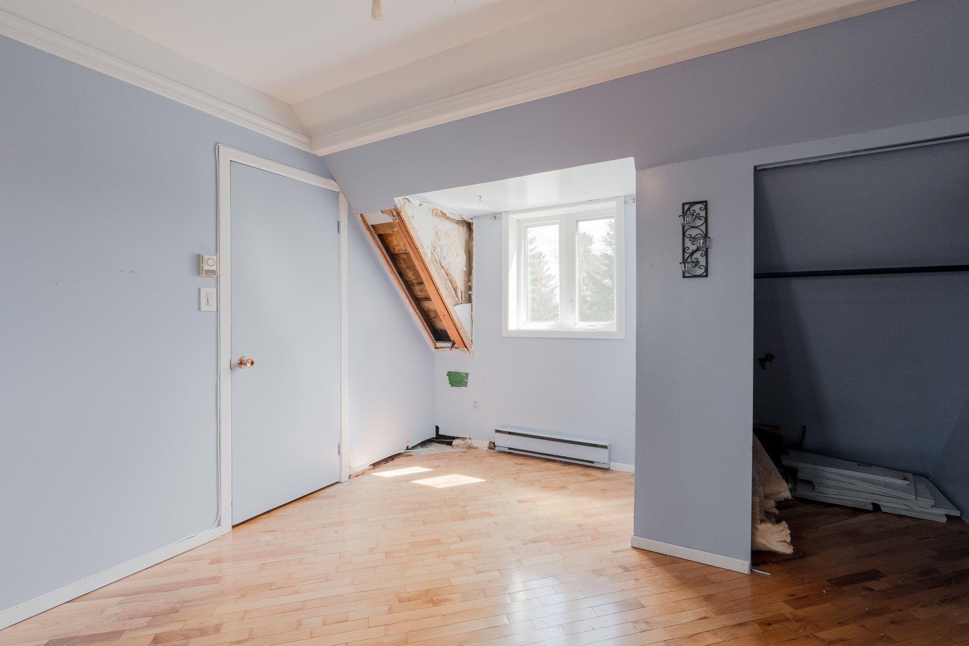 









110


Rue Custeau

,
Magog,




QC
J1X3W5

