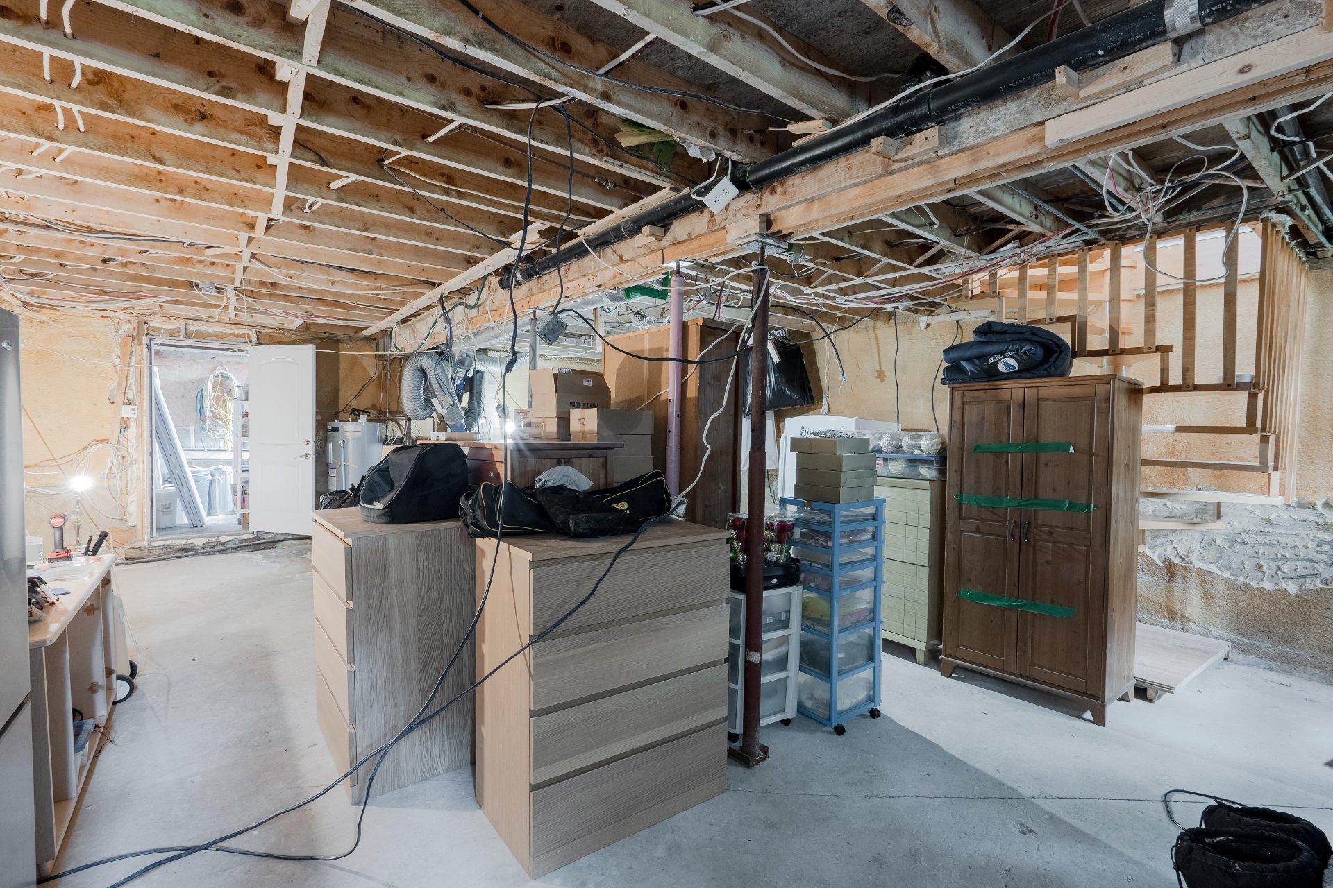 









110


Rue Custeau

,
Magog,




QC
J1X3W5

