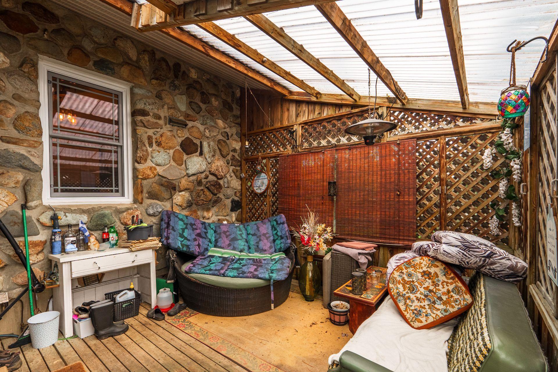 









110


Rue Custeau

,
Magog,




QC
J1X3W5


