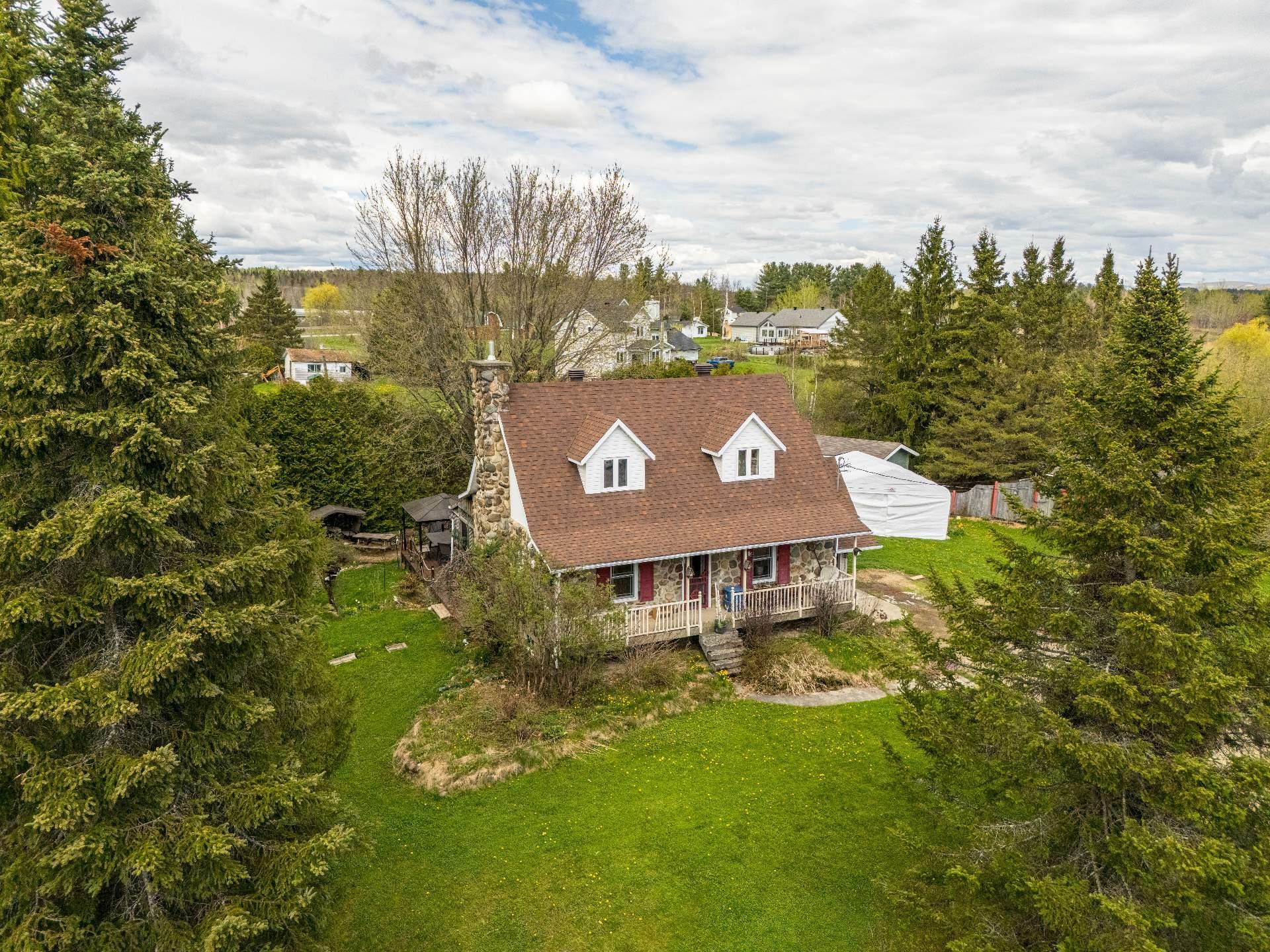 









110


Rue Custeau

,
Magog,




QC
J1X3W5

