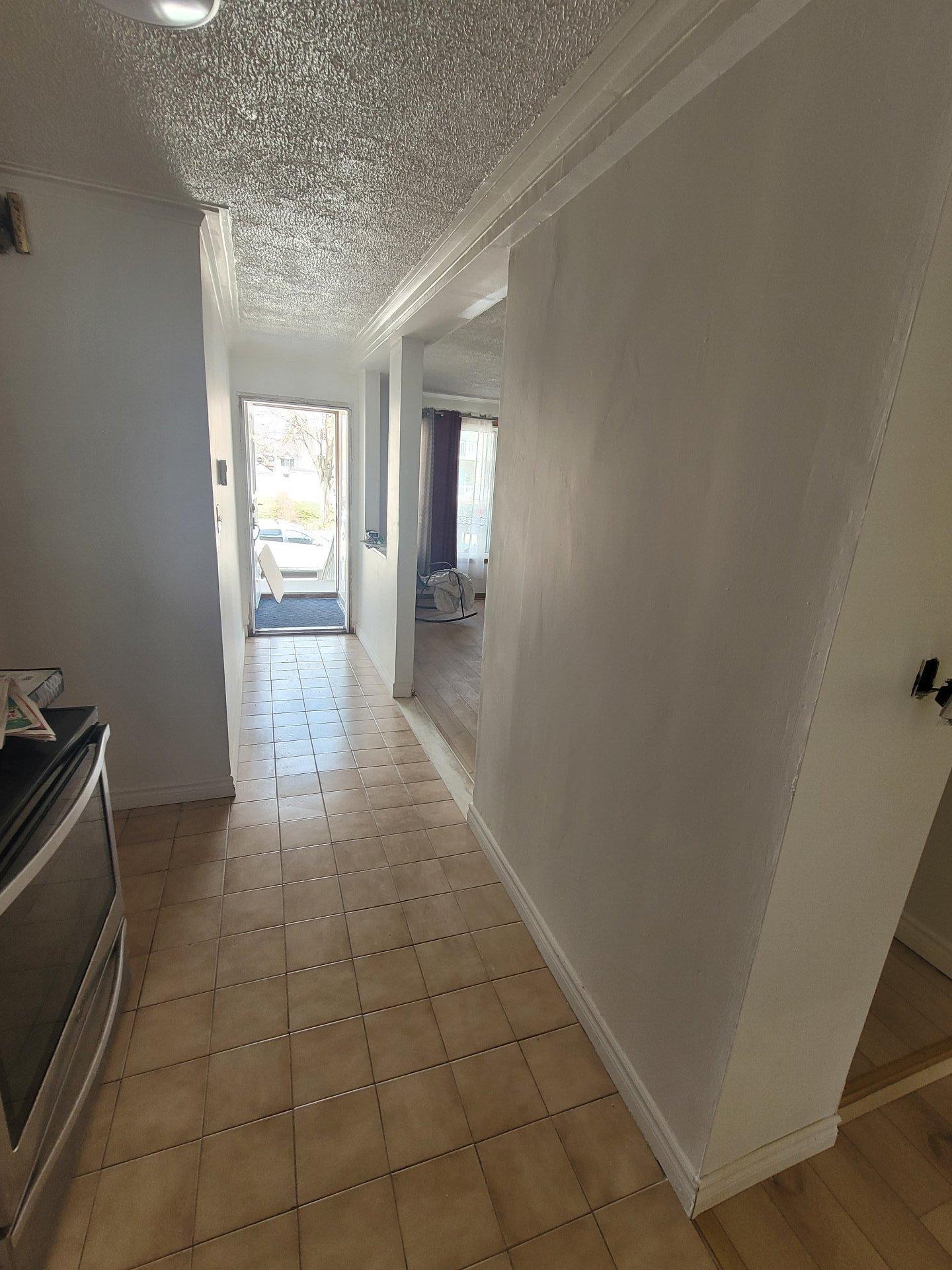 









5352


Rue Marquis

,
Montréal (Saint-Léonard),




QC
H1R1N8

