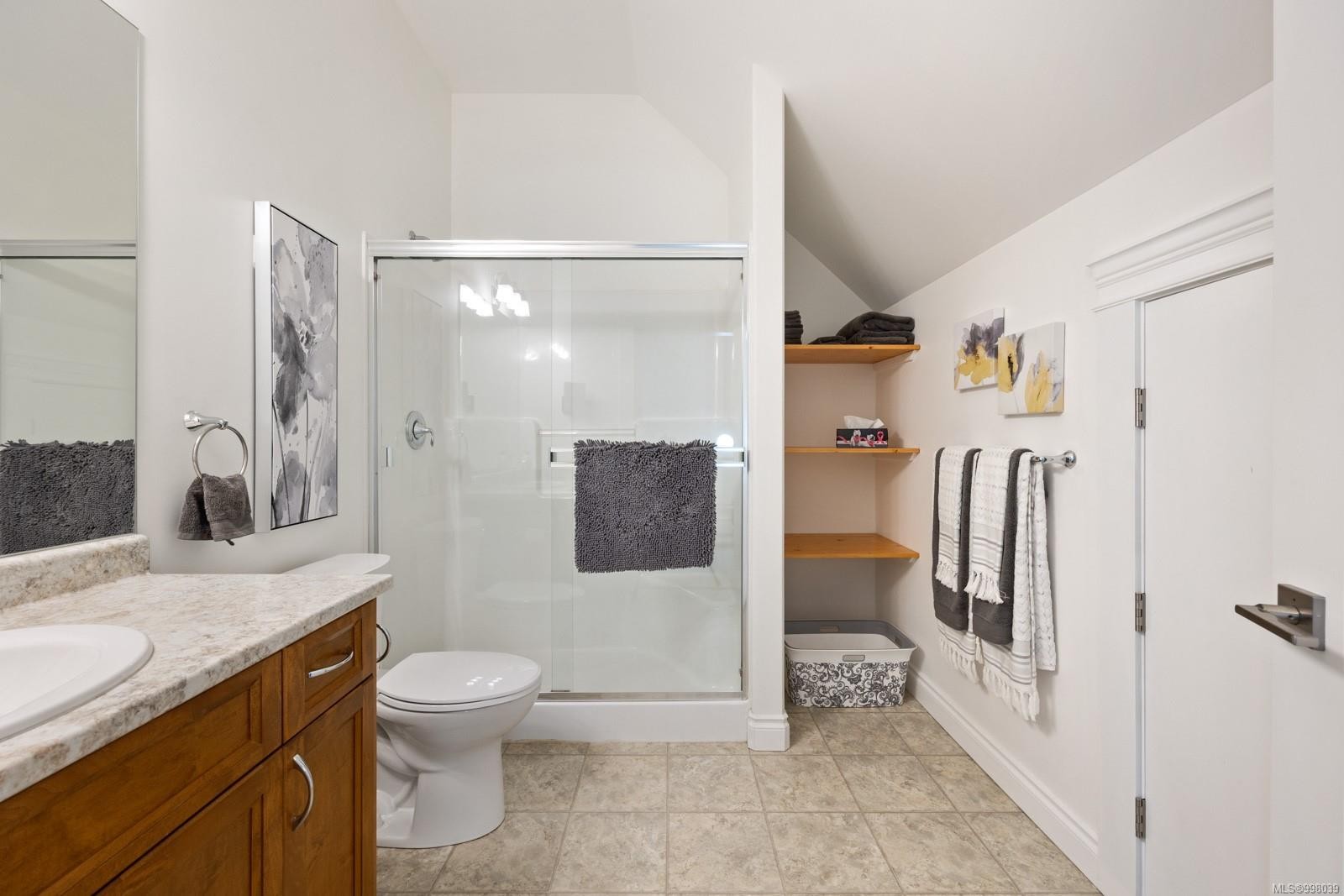 









1940


19th

Ave,
Campbell River,




BC
V9W 4M7

