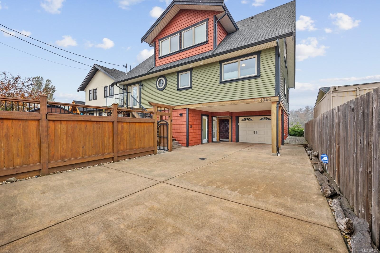 









1940


19th

Ave,
Campbell River,




BC
V9W 4M7

