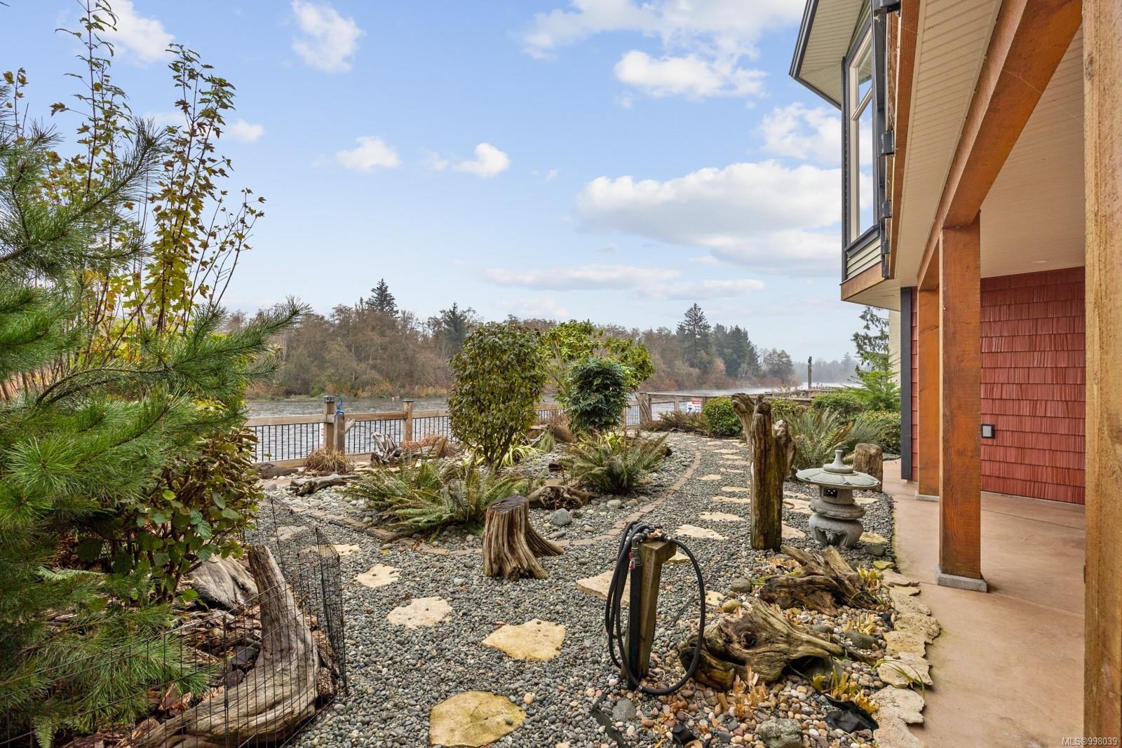 









1940


19th

Ave,
Campbell River,




BC
V9W 4M7

