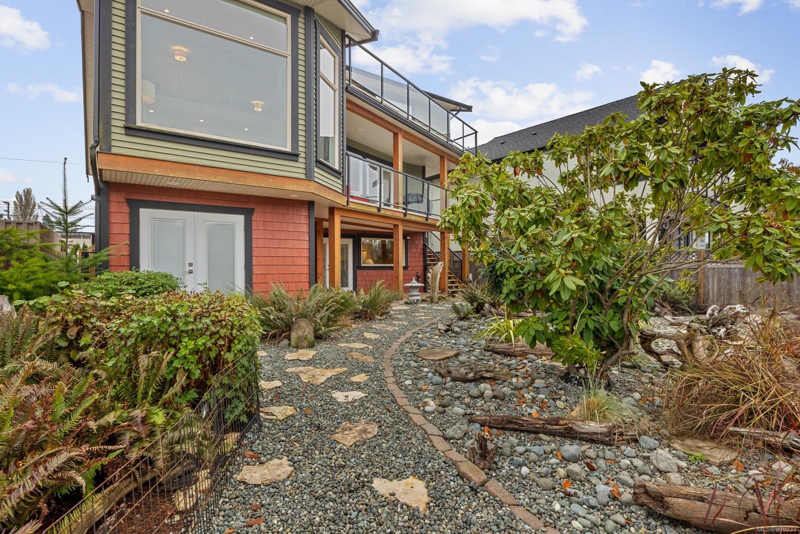 









1940


19th

Ave,
Campbell River,




BC
V9W 4M7


