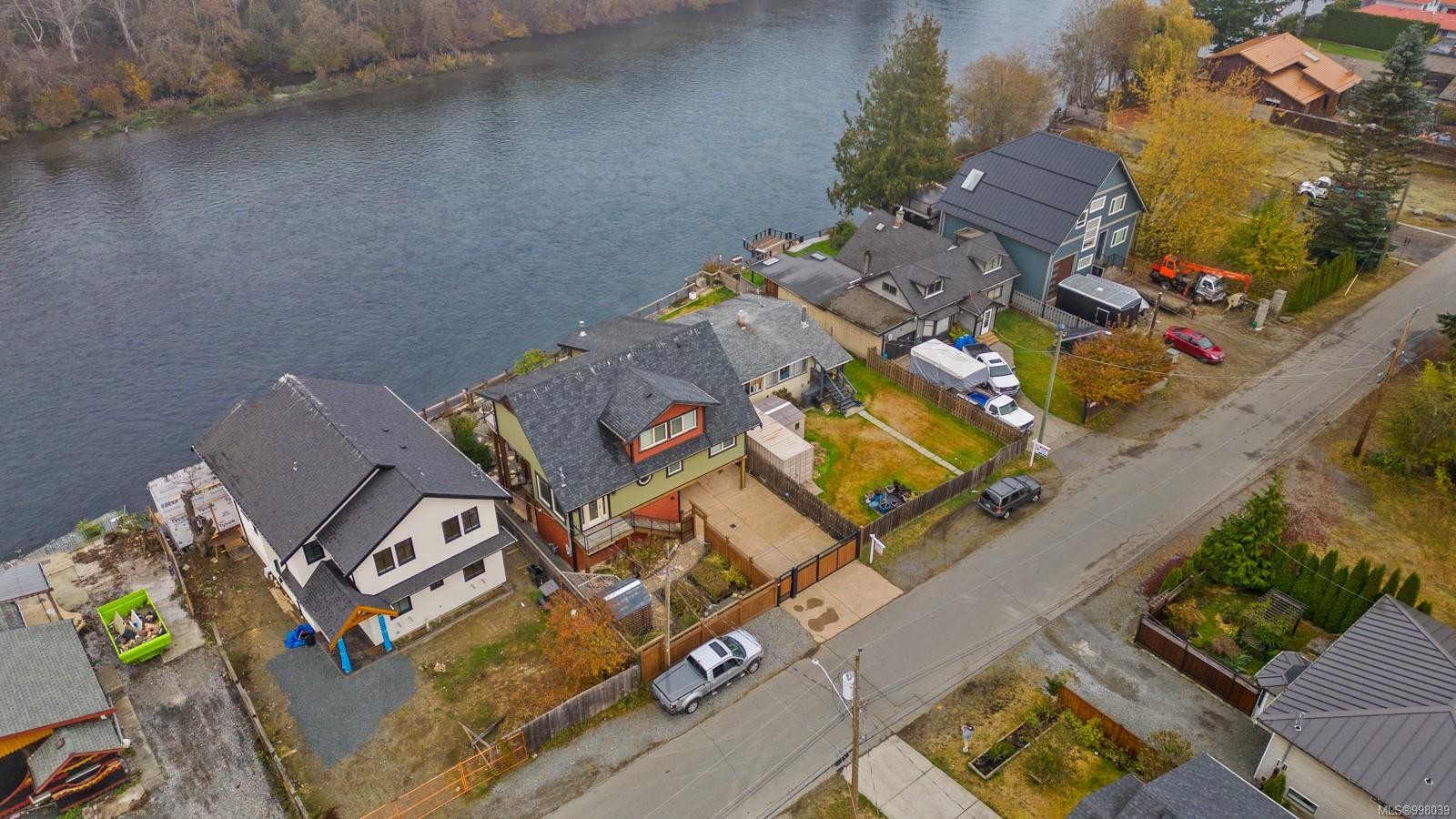 









1940


19th

Ave,
Campbell River,




BC
V9W 4M7


