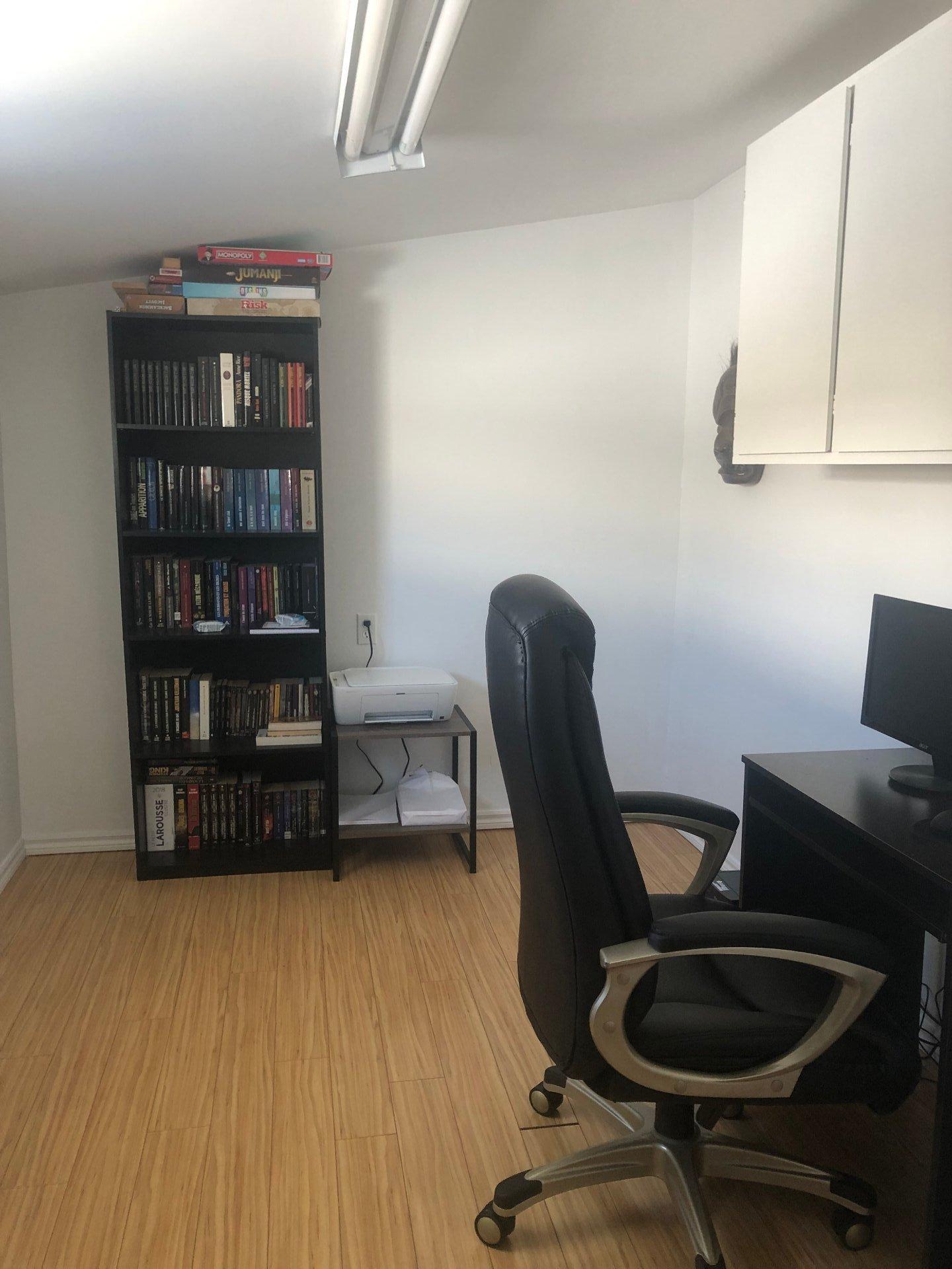 









44


Rue Dominique

,
Port-Cartier,




QC
G5B1A3

