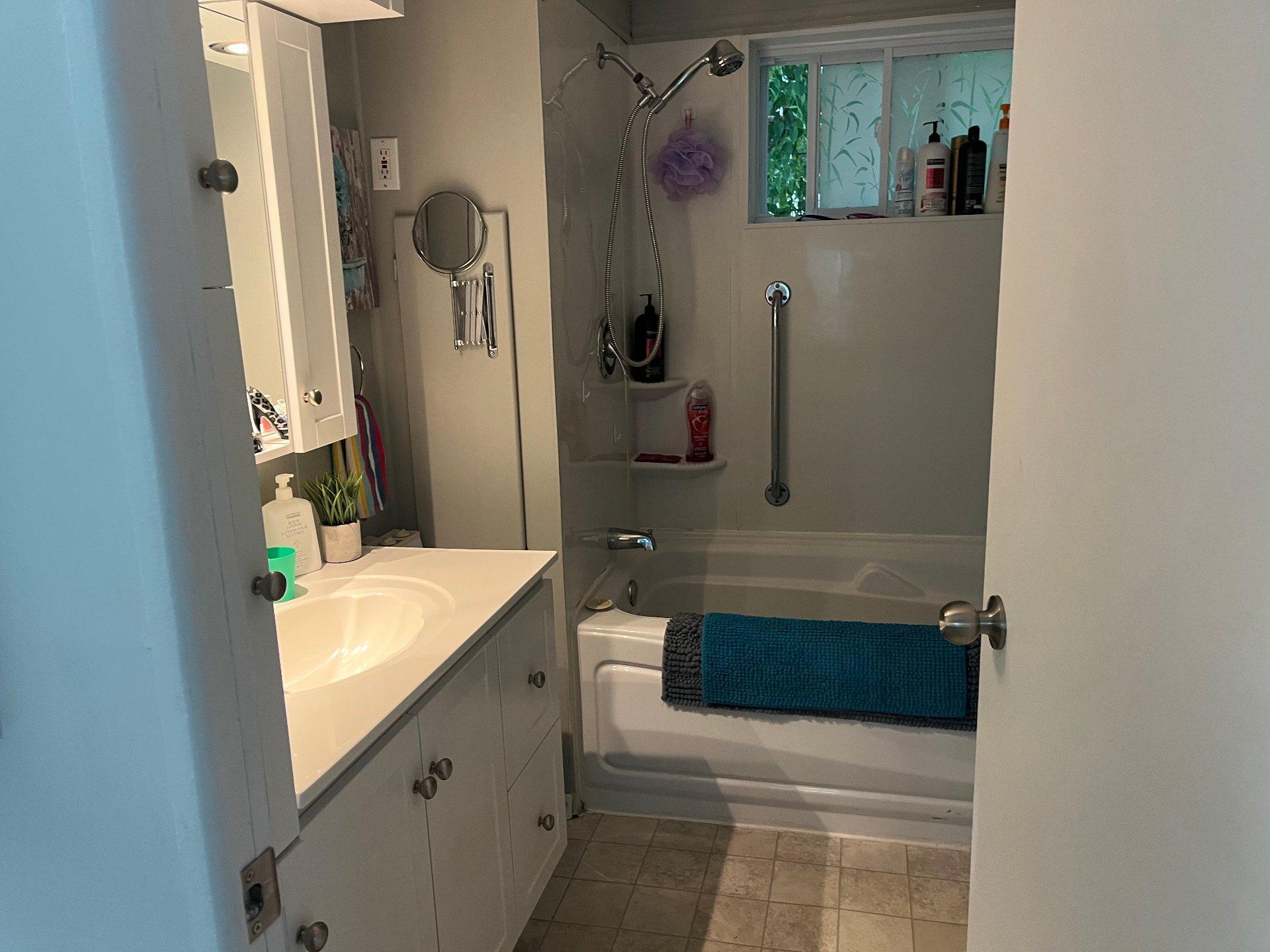 









44


Rue Dominique

,
Port-Cartier,




QC
G5B1A3

