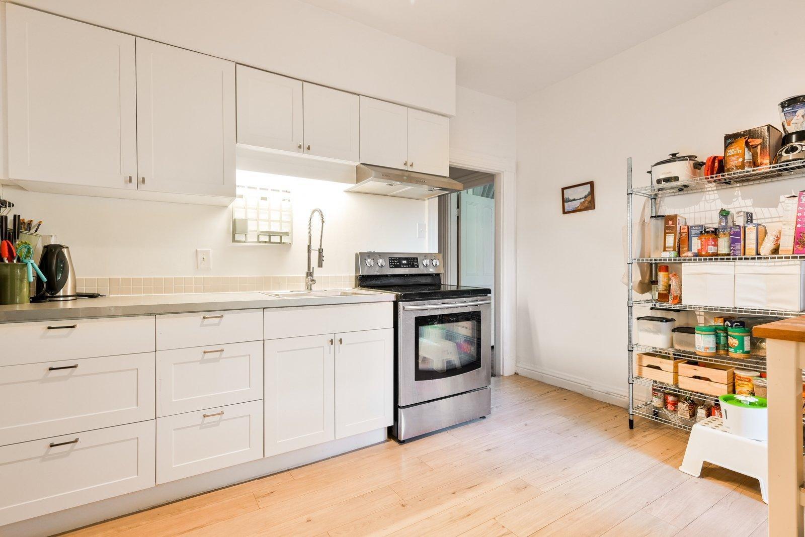 









511

 - 517


Av. Birch

,
Saint-Lambert,




QC
J4P2M9

