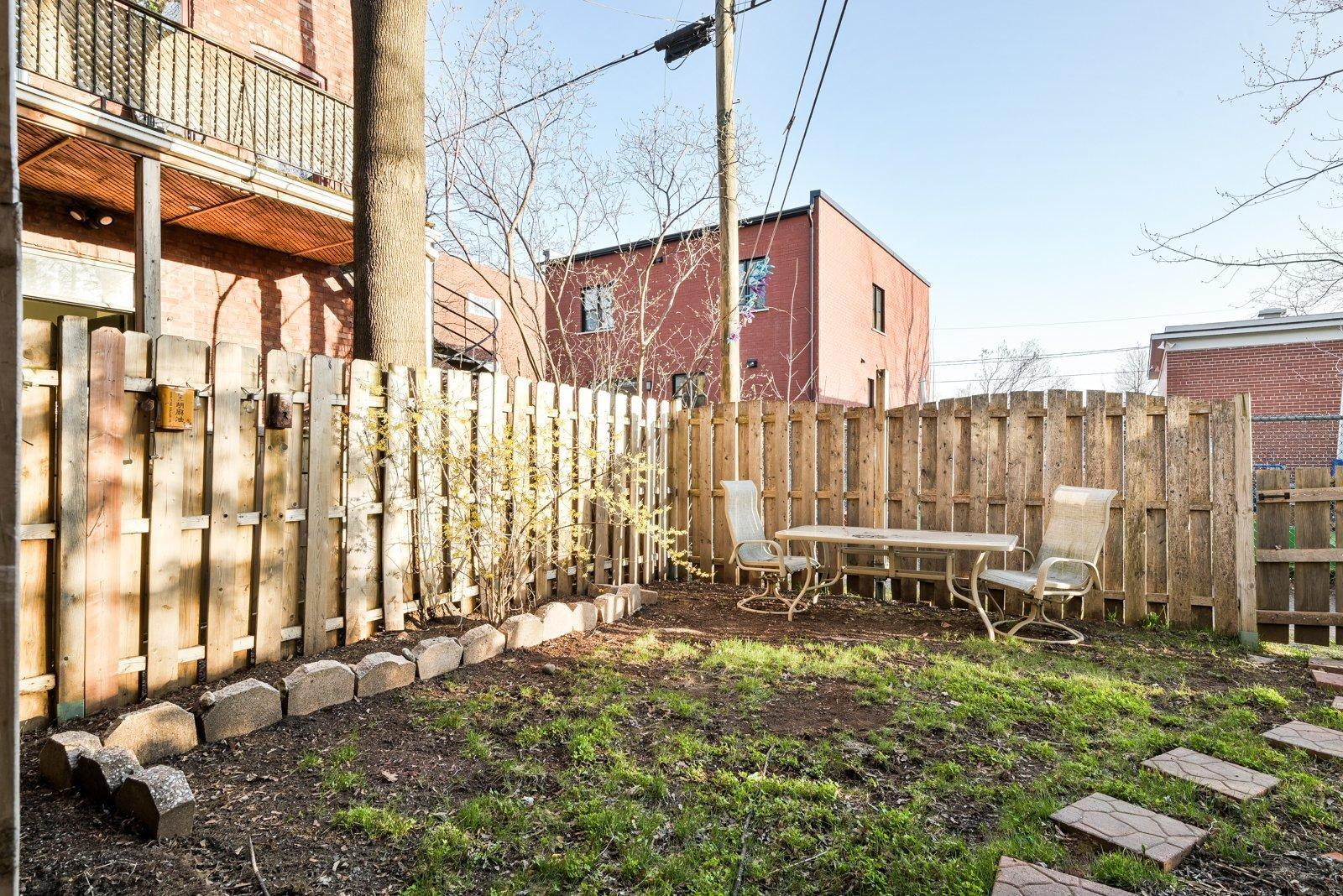 









511

 - 517


Av. Birch

,
Saint-Lambert,




QC
J4P2M9

