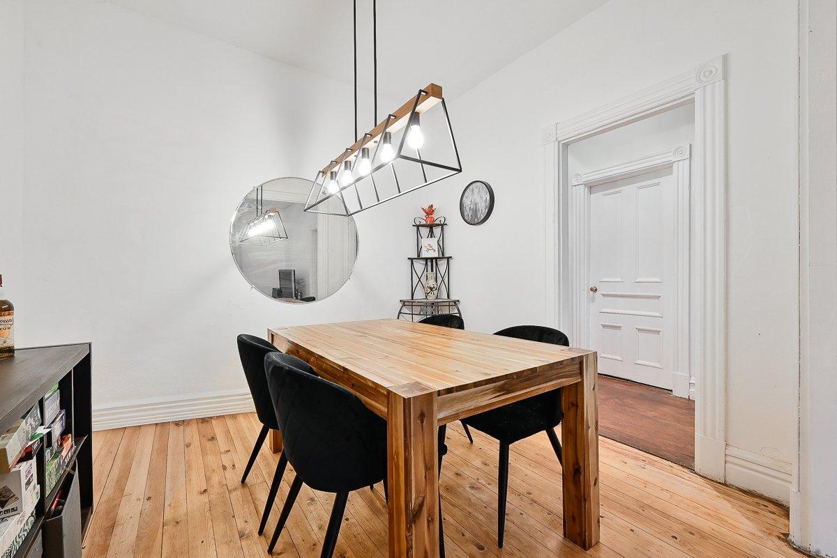 









511

 - 517


Av. Birch

,
Saint-Lambert,




QC
J4P2M9

