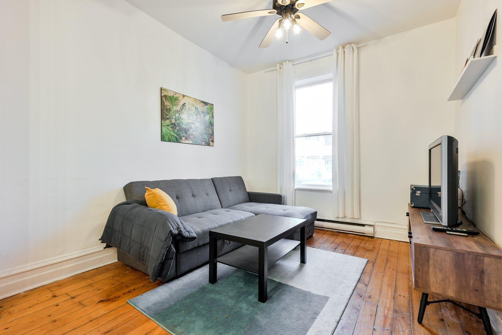 









511

 - 517


Av. Birch

,
Saint-Lambert,




QC
J4P2M9

