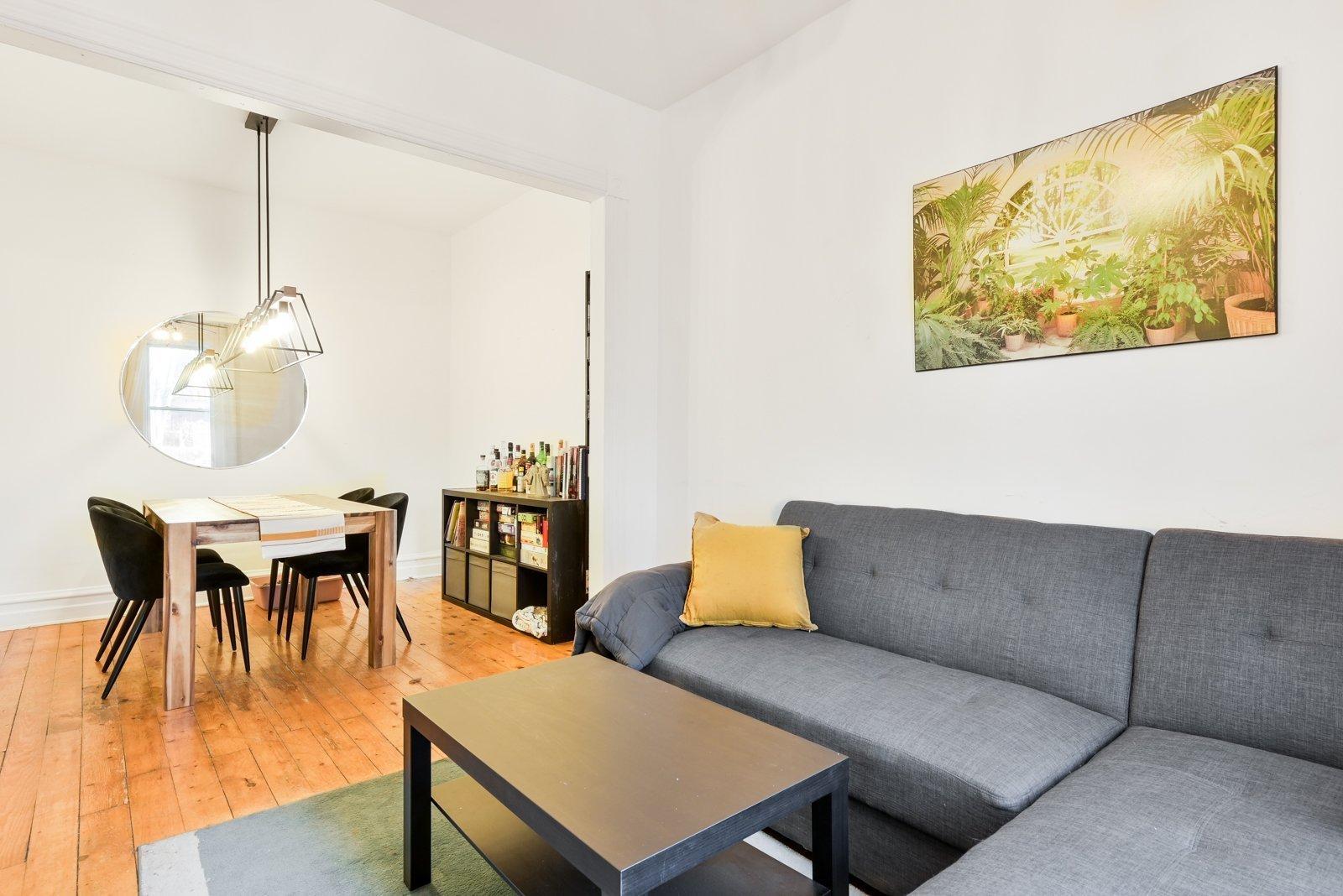 









511

 - 517


Av. Birch

,
Saint-Lambert,




QC
J4P2M9

