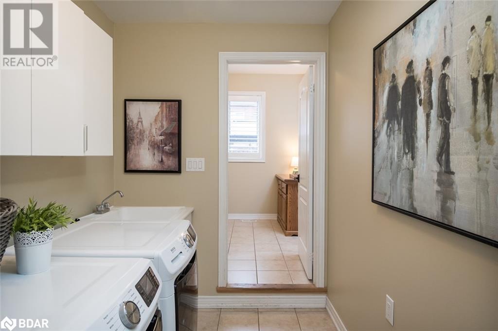 












476 LAUNDON Terrace

,
Milton,




Ontario
L9T7X9

